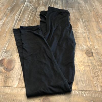 Fashion Nova Almost Every Day Leggings Size M in Black